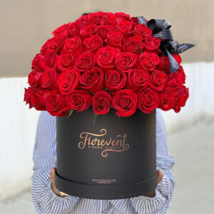 72 Rosas Bouquet- Elegante Cilindro para San Valentín